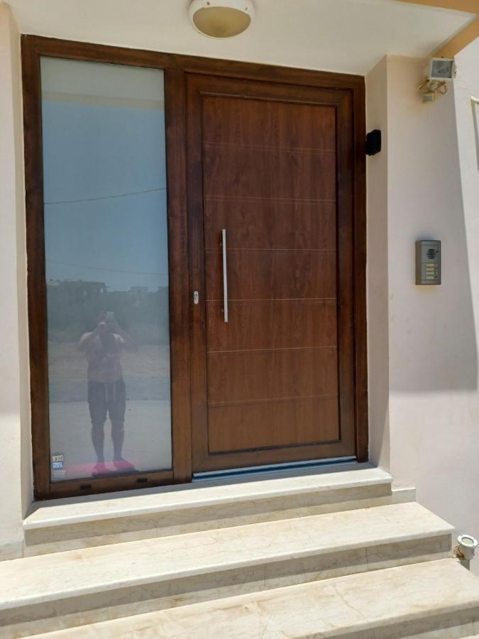 Michaela Apartamento Gazi Exterior foto